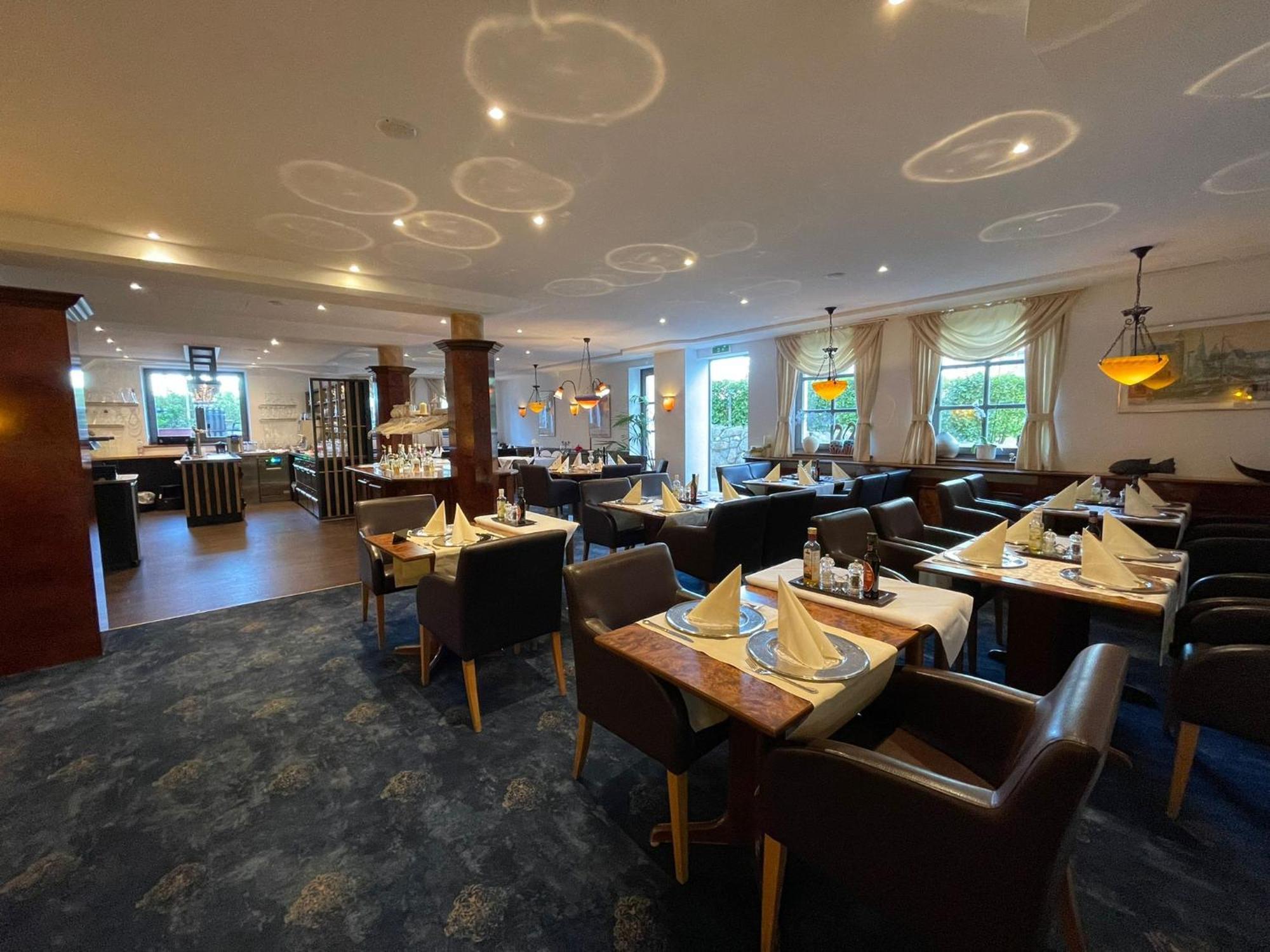 Aparthotel Seeschloesschen 치노비츠 외부 사진